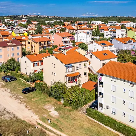 Mijic Apartment *